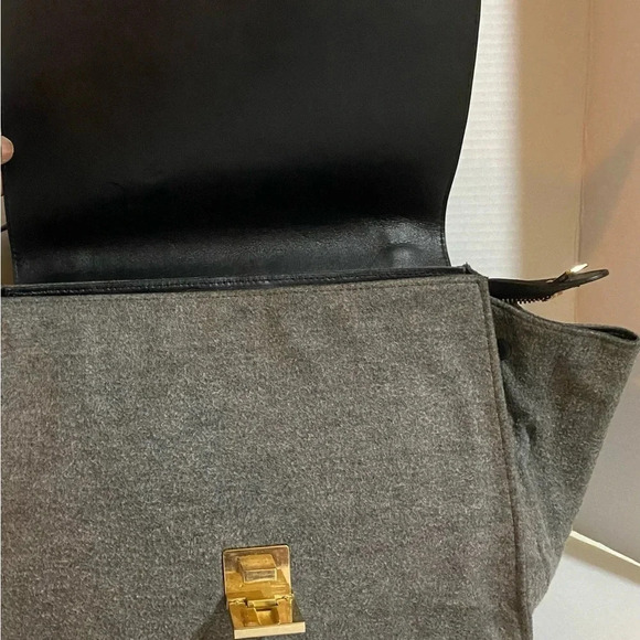 Celine - Picture 11 of 14